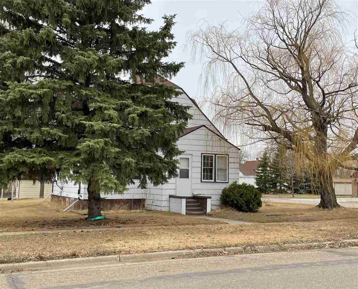 211 Lake St - Photo 1
