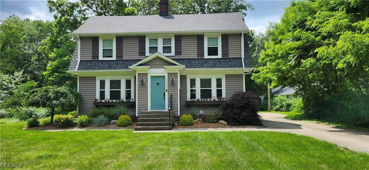 19036 Brewster Road - Photo 1