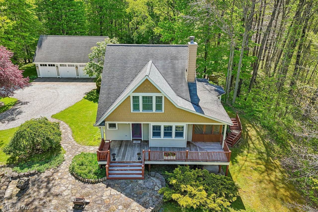17151 Farmington Road - Photo 1