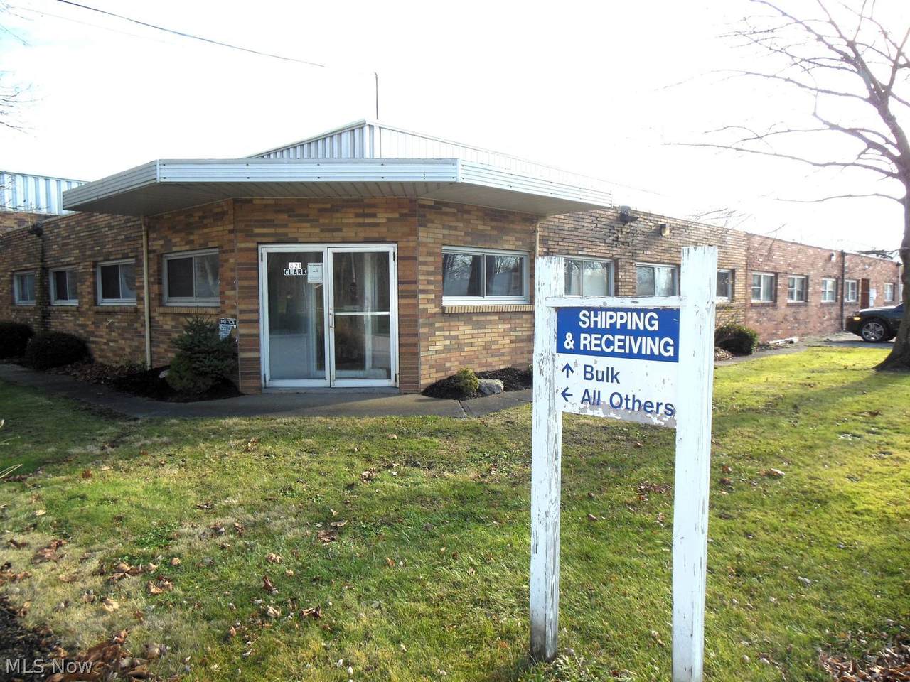 821 Clark St - Photo 1