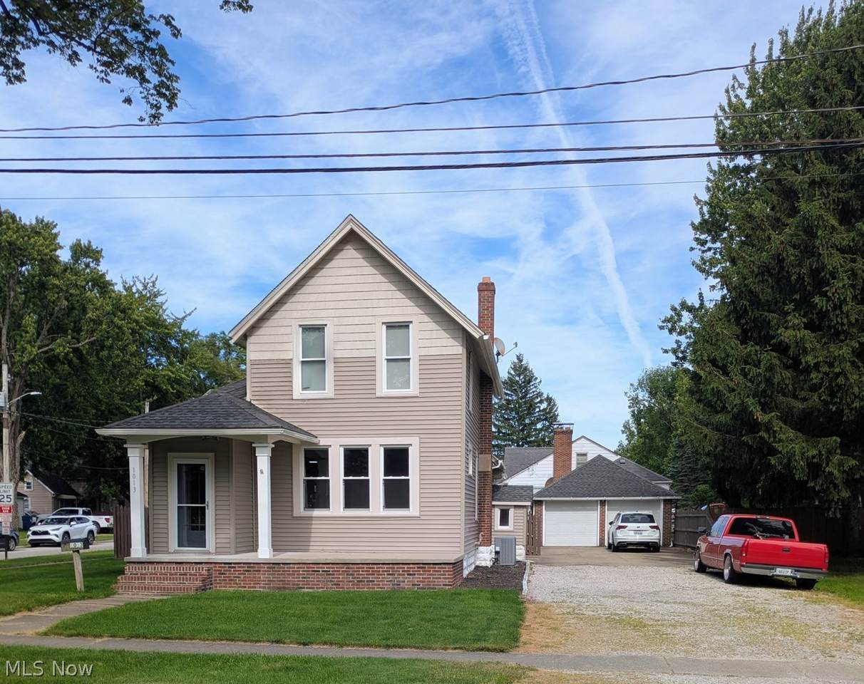 1013 Elm Street - Photo 1