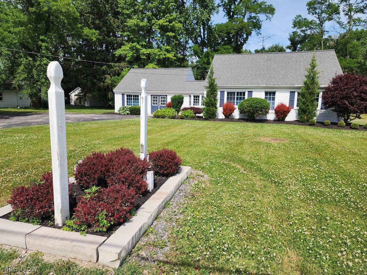 9165 Chillicothe Road - Photo 1