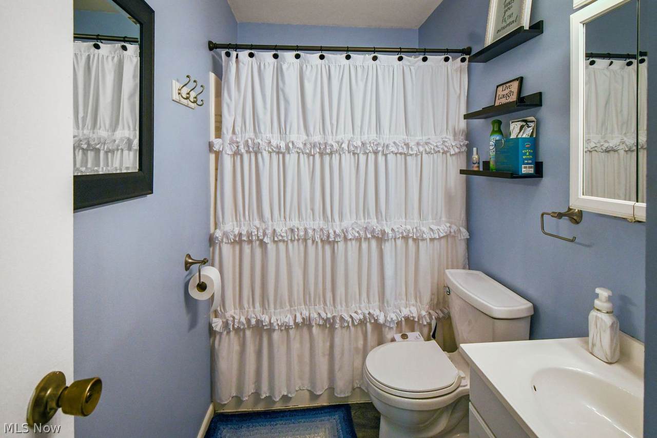 https://bt-photos.global.ssl.fastly.net/mlsnowhh/1280_boomver_1_5218361-2.jpg