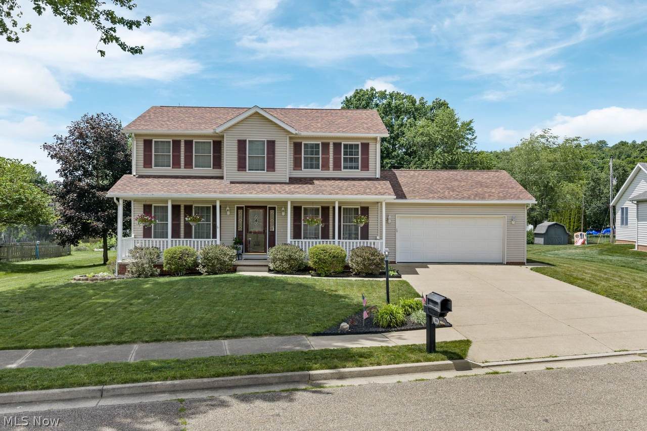 380 Schoenbrunn Drive Drive - Photo 1