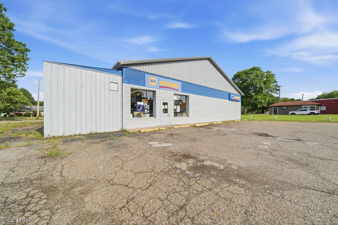 701 Main Street - Photo 1