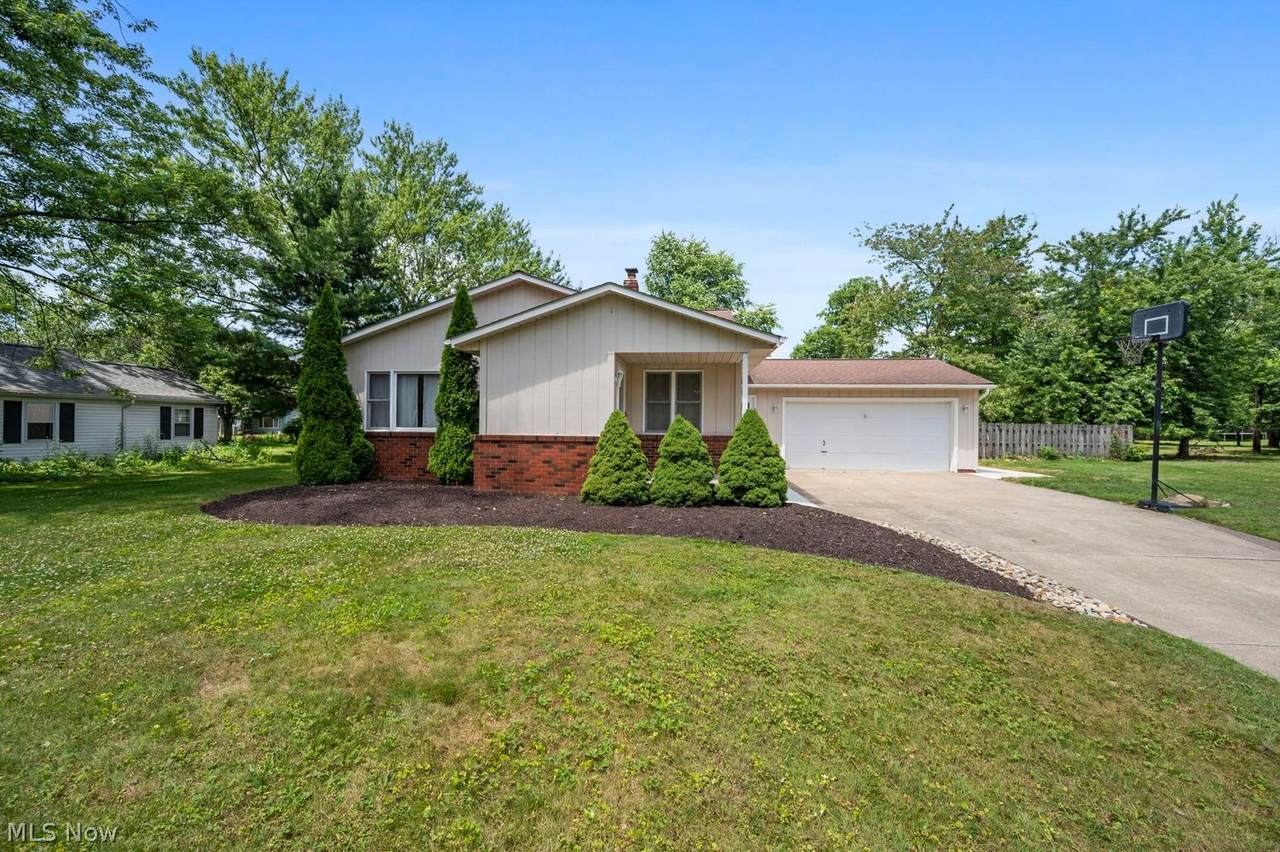 5034 Medhurst Avenue - Photo 1