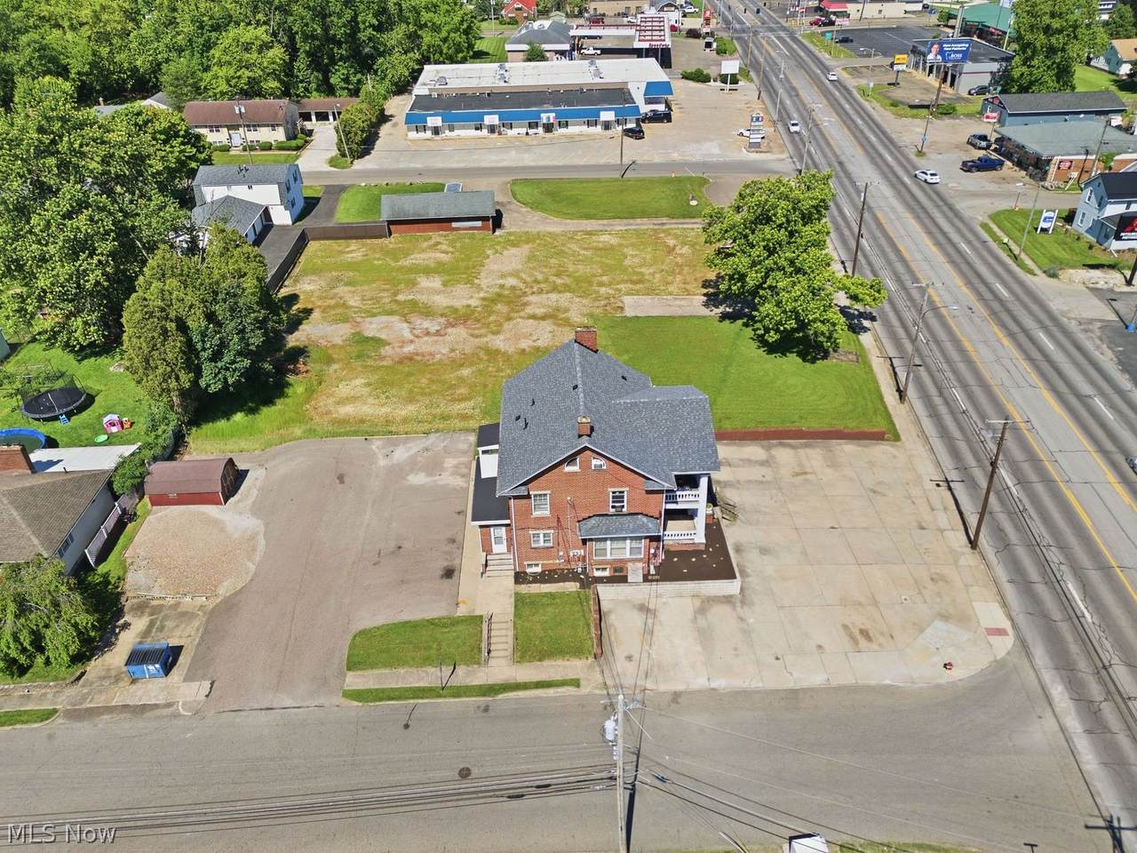 3727 Lincoln Way - Photo 1
