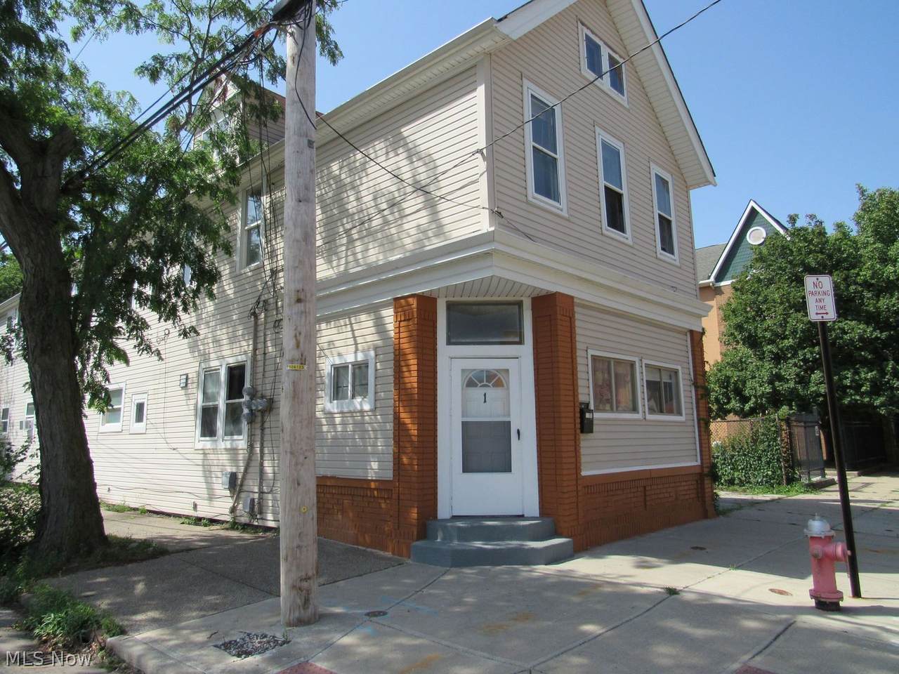 6128 Lausche Avenue - Photo 1