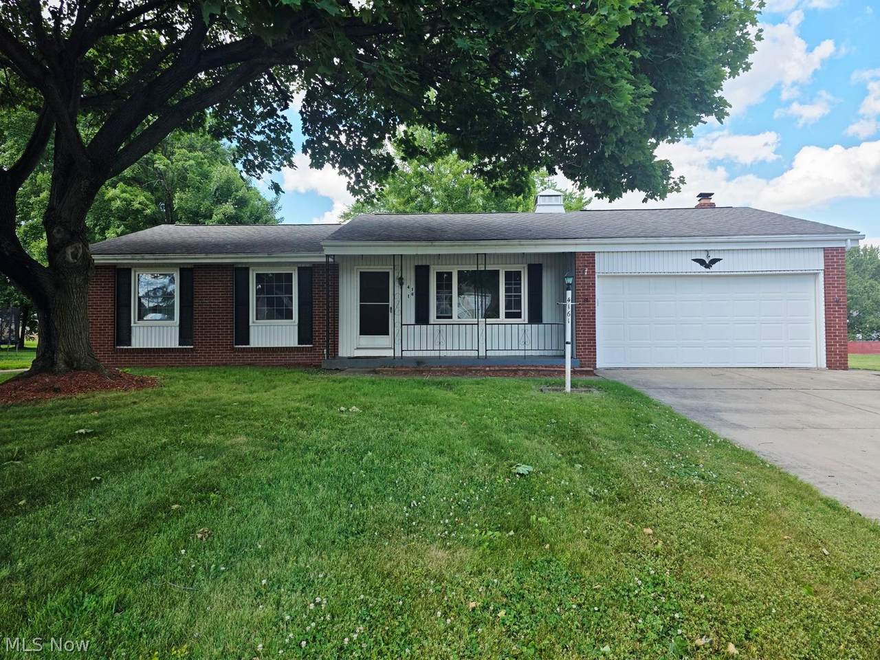 4161 Bellwood Drive - Photo 1