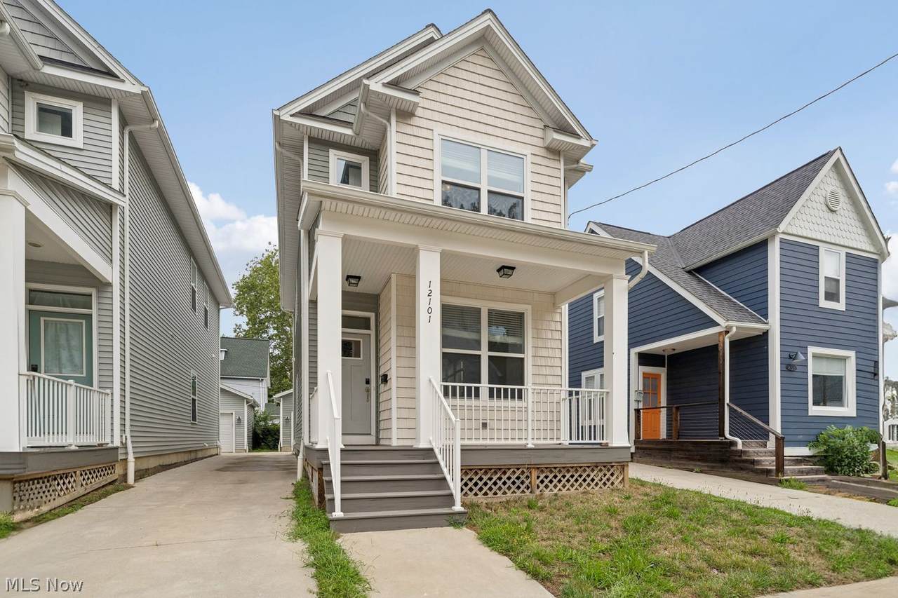 12101 Wade Park Avenue - Photo 1