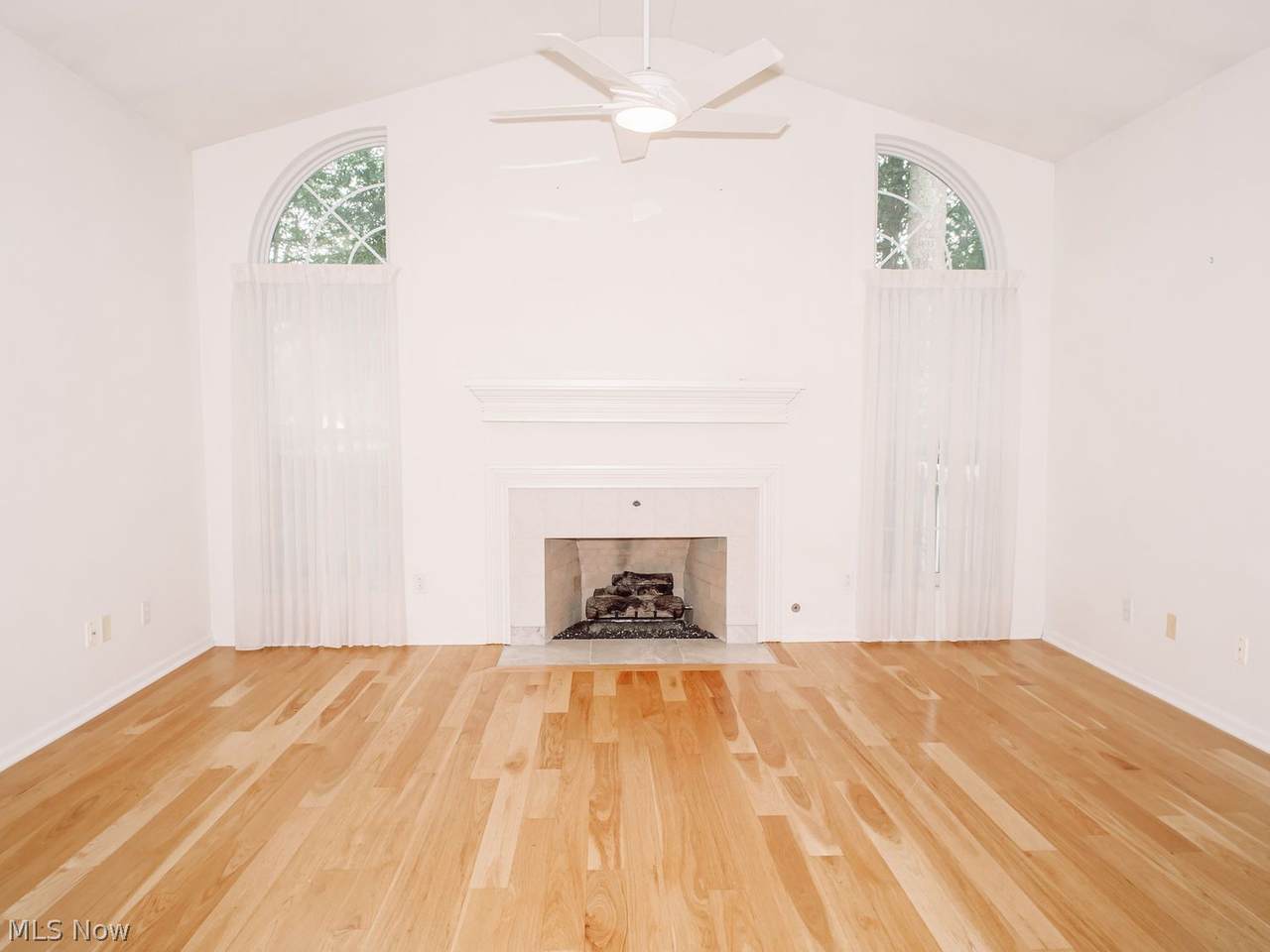 https://bt-photos.global.ssl.fastly.net/mlsnowhh/1280_boomver_1_5236215-2.jpg