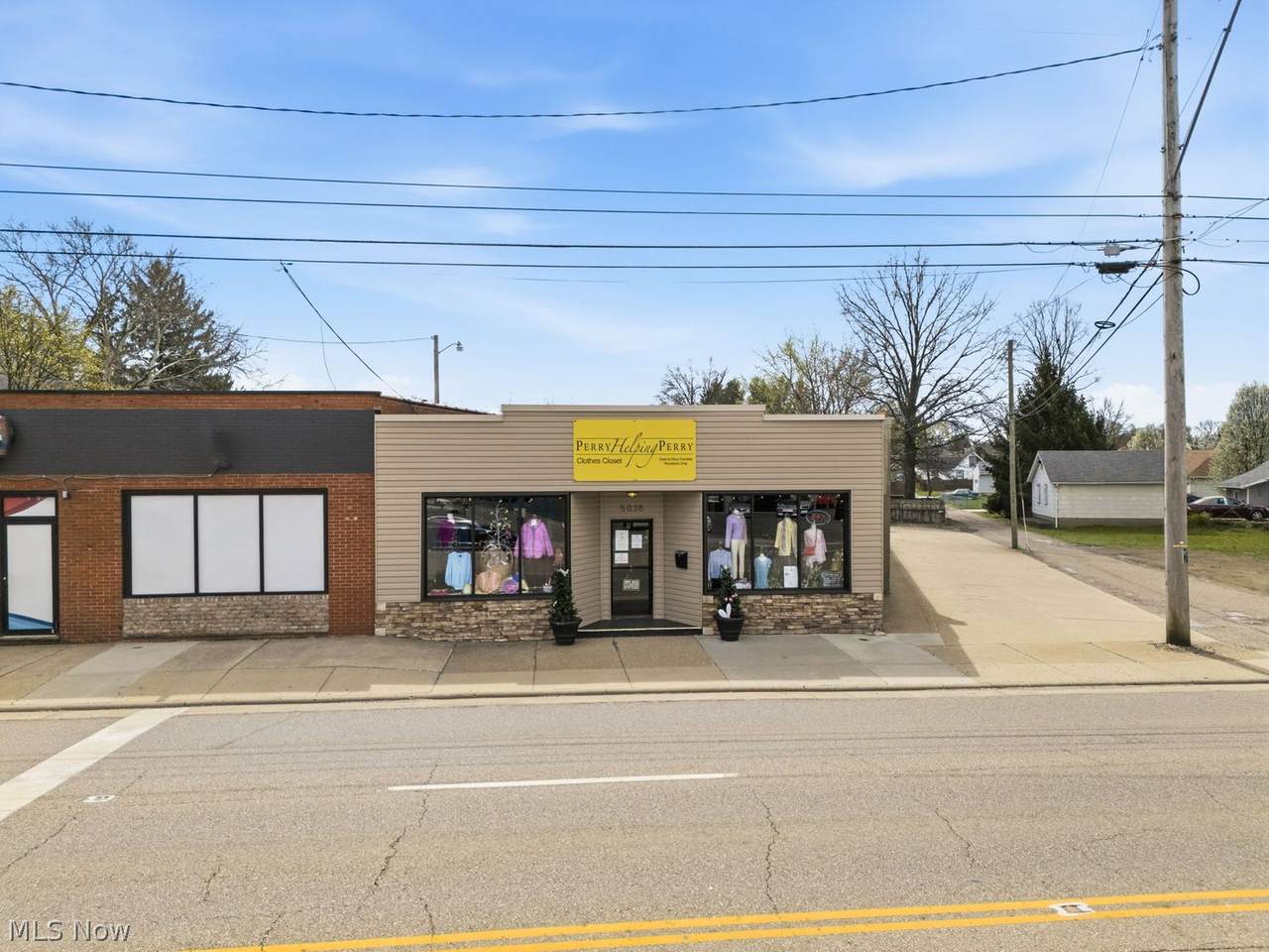 5038 Tuscarawas Street - Photo 1