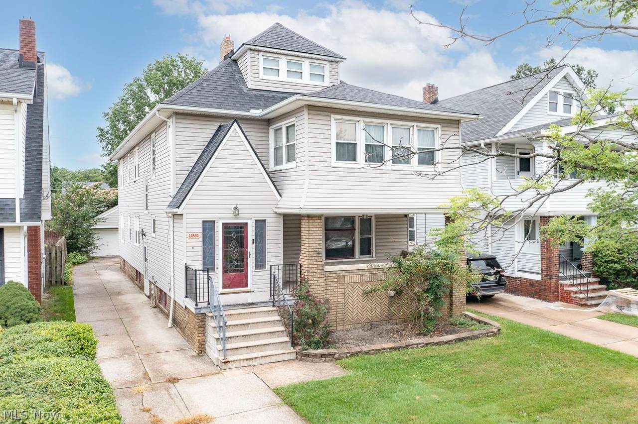 14534 Garfield Avenue - Photo 1