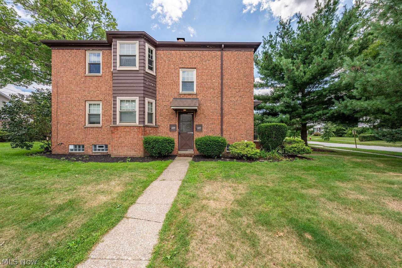2217 Lincoln Avenue - Photo 1