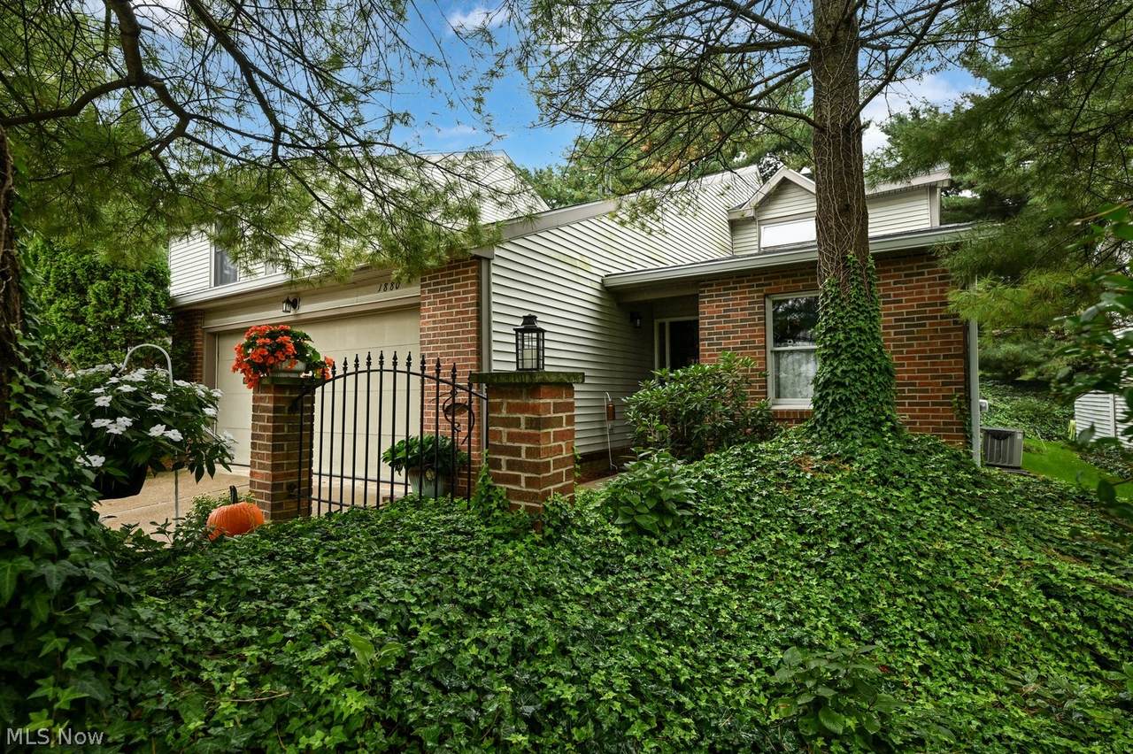1880 Indian Hills Trail - Photo 1