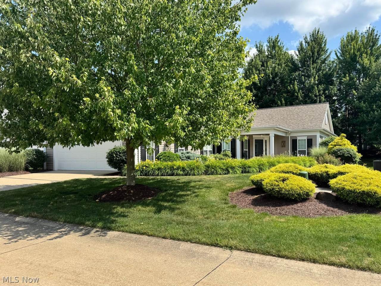 5210 Spruce Pointe Lane - Photo 1