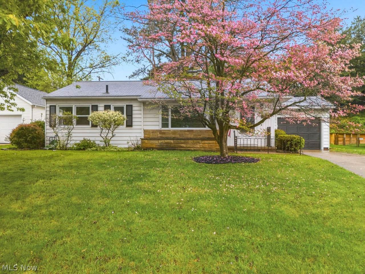1736 Windsor Road - Photo 1