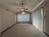1647 Presidents Square - Photo 4
