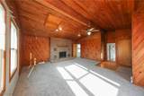 2054 Medford Avenue - Photo 3