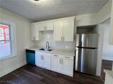 1654 Grace Avenue - Photo 15