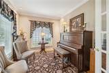 408 Greenbriar Drive - Photo 15