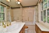 2646 Fairmount Boulevard - Photo 38