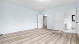 1117 Main - Photo 13