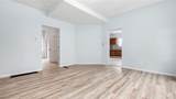 1117 Main - Photo 4