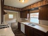 2615 Seneca Avenue - Photo 4