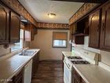 2615 Seneca Avenue - Photo 5