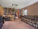 1925 Meadowbrook Way - Photo 8