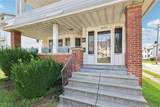 2114 Chesterland Avenue - Photo 2