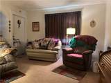 564 Syme Street - Photo 13