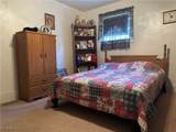 564 Syme Street - Photo 15