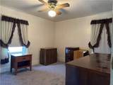 564 Syme Street - Photo 22