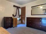 564 Syme Street - Photo 23