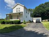 564 Syme Street - Photo 3