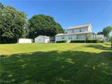 564 Syme Street - Photo 4