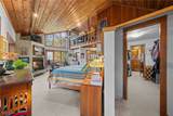 16310 Valley Road - Photo 21