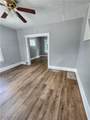 1104 Oak Avenue - Photo 3