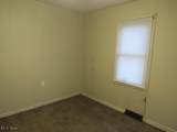 4210 Seneca Avenue - Photo 8