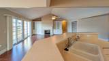 709 Vineyard Circle - Photo 15