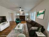 3913 Hyde Avenue - Photo 3