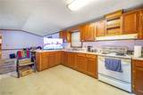 9735 Chillicothe Road - Photo 11