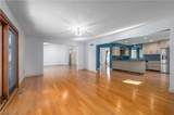 208 Westwind Drive - Photo 13