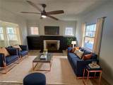 7111 Hampstead Avenue - Photo 8