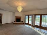 411 Petrick - Photo 4