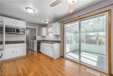 1460 Hollyview Drive - Photo 11