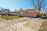 1460 Hollyview Drive - Photo 3