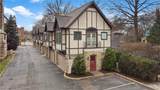 2425 Derbyshire Court - Photo 36